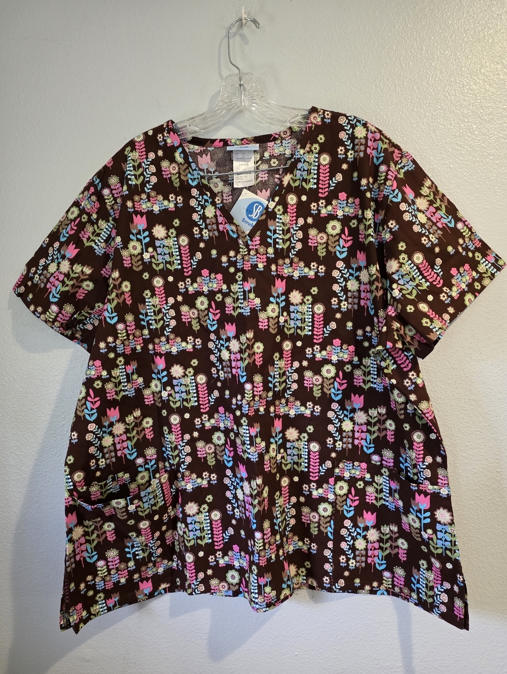 Womens Simply Basic Scrub Top Brown Floral 2X